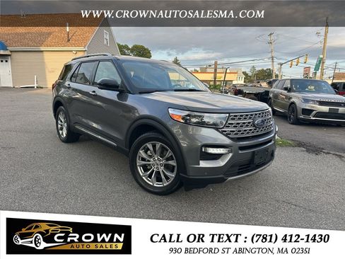 Used 2021 Ford Explorer Limited w/ Equipment Group 301A AWD/4WD image 3
