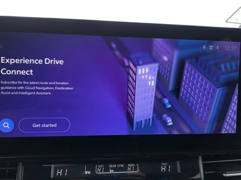 Certified 2025 Toyota Sienna XLE image 16