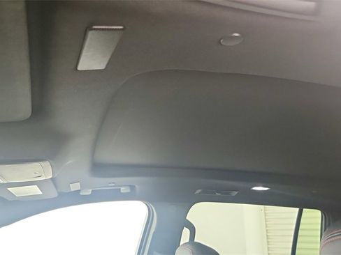 Used 2025 Chevrolet Traverse RS w/ LPO, Floor Liner Package image 16