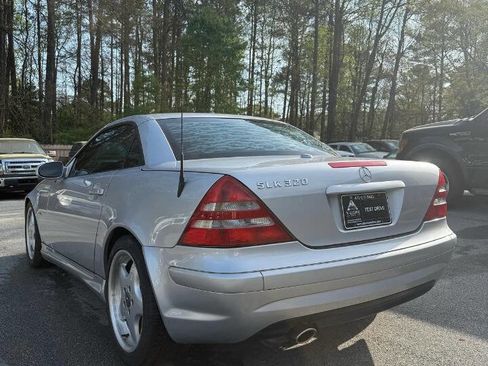 Used 2002 Mercedes-Benz SLK 320 image 4