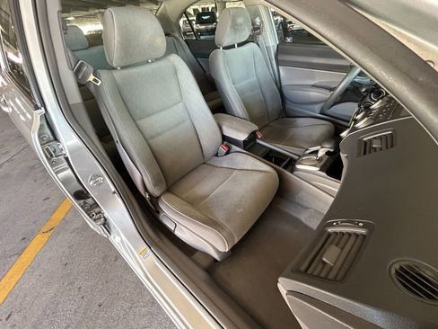 Used 2010 Honda Civic LX image 15