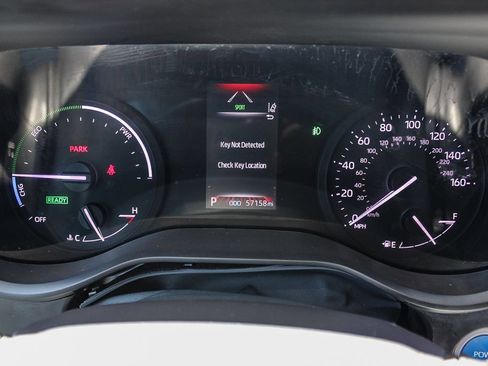 Used 2021 Toyota Sienna XLE w/ XLE Plus Package FWD image 23