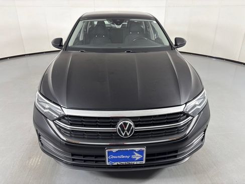 Used 2024 Volkswagen Jetta S FWD image 3
