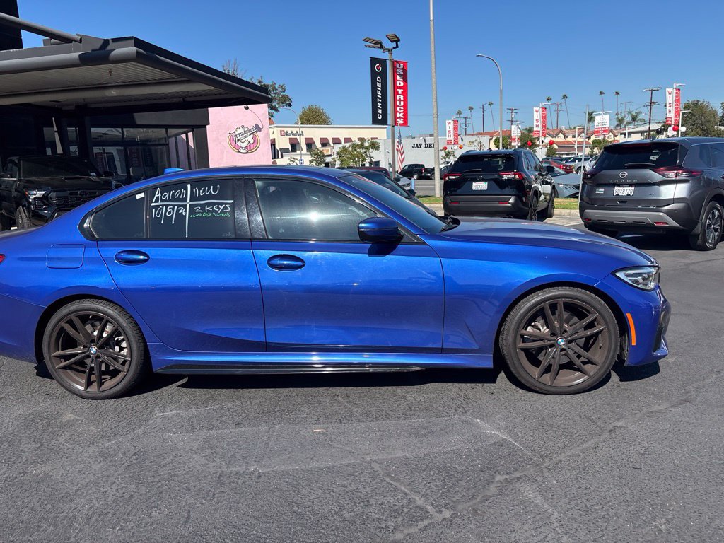 Used 2019 BMW 330i Sedan w/ M Sport Package RWD image 3
