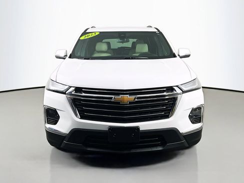 Used 2023 Chevrolet Traverse LT AWD/4WD image 2
