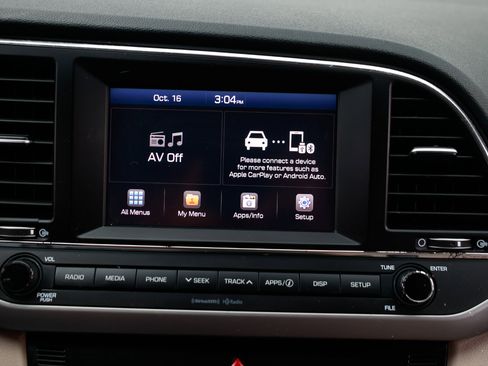 Used 2017 Hyundai Elantra SE w/ SE A/T Tech Package 03 image 32