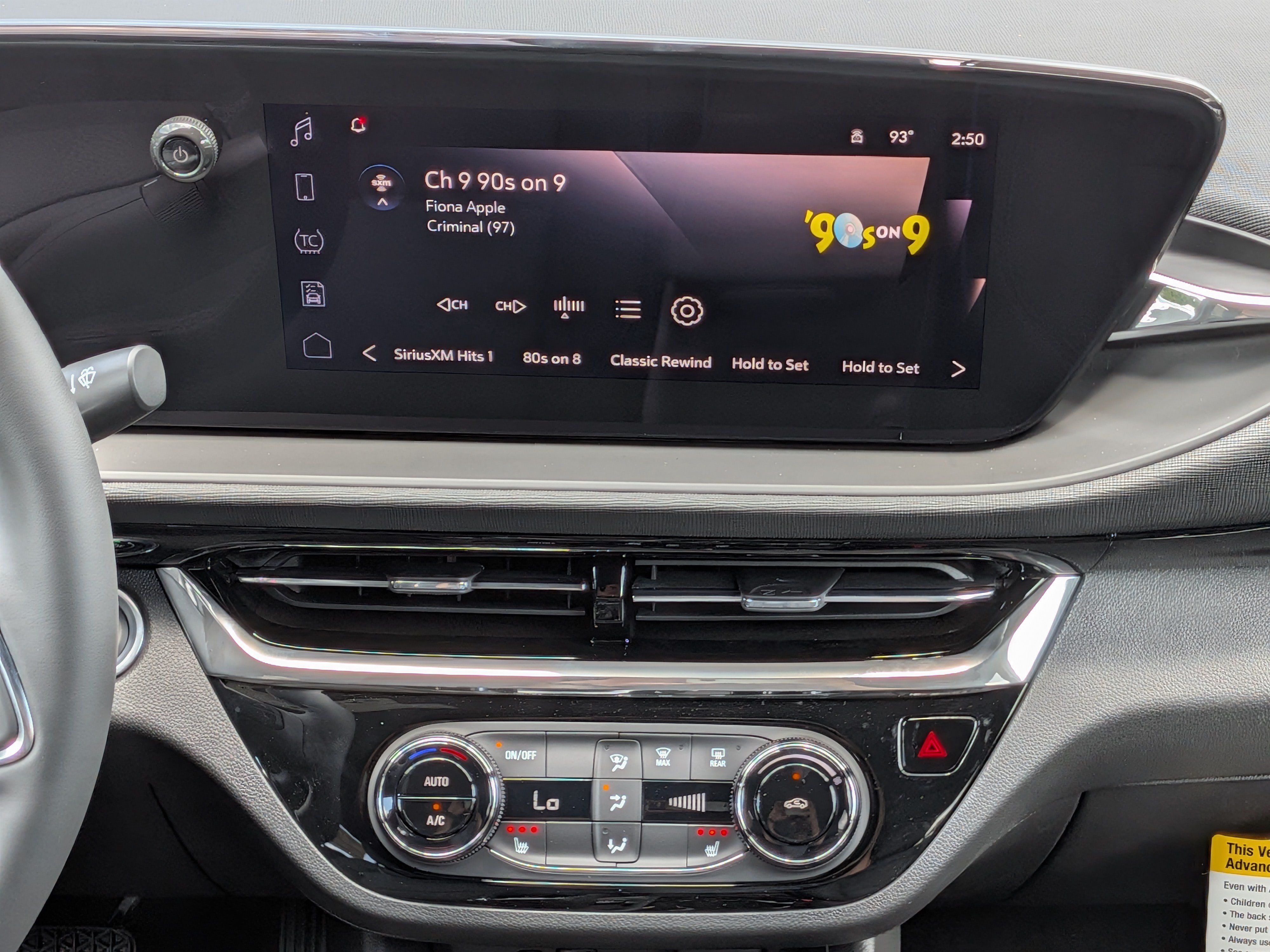New 2026 Buick Envista Sport Touring w/ Convenience I Package FWD image 19