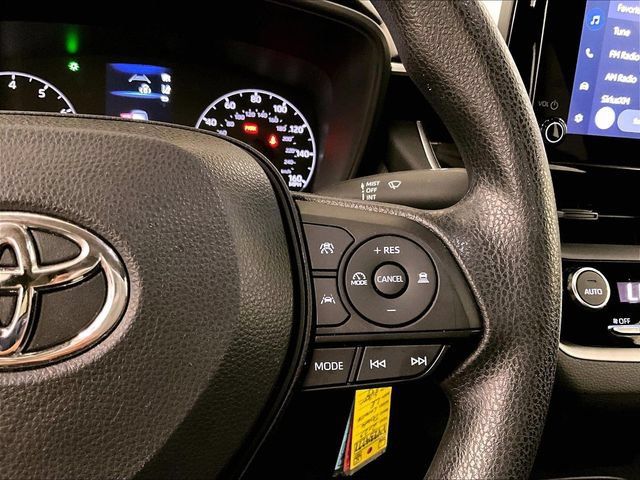 Used 2023 Toyota Corolla LE FWD image 18