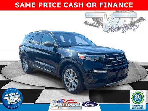 Used 2020 Ford Explorer XLT w/ Equipment Group 202A AWD/4WD image 1