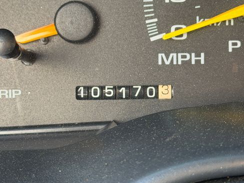 Used 2000 Chevrolet Silverado 3500 2WD Crew Cab image 57