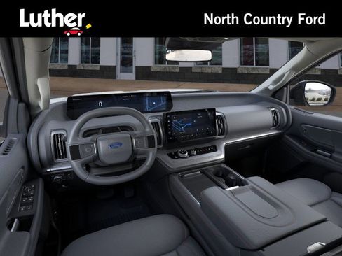 New 2026 Ford Expedition Max Active image 9