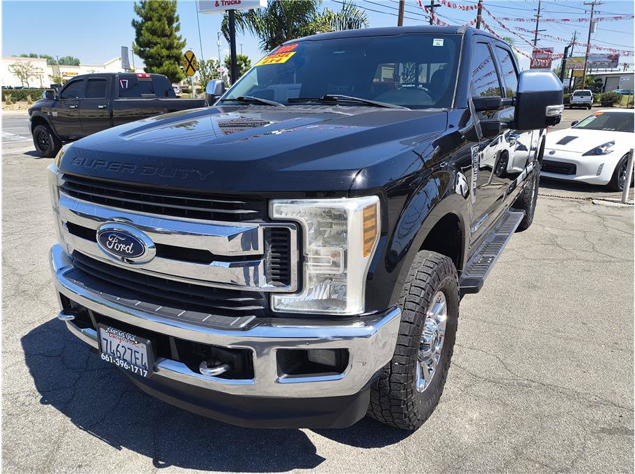 Used 2019 Ford F250 XLT w/ XLT Premium Package AWD/4WD image 18