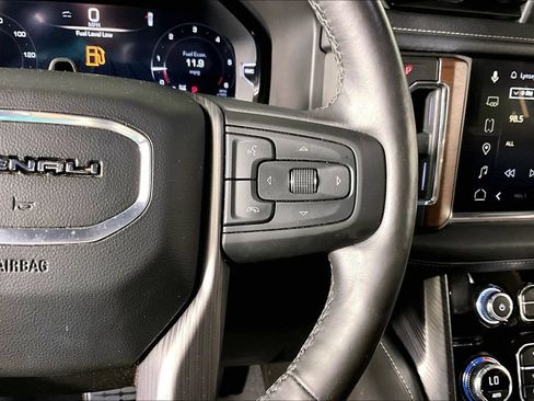 Certified 2023 GMC Yukon Denali Ultimate AWD/4WD image 11