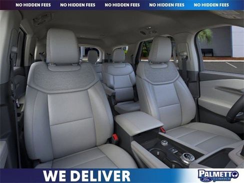 New 2025 Ford Explorer Active w/ Active Comfort Package image 10