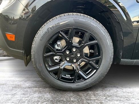 New 2025 Ford Maverick XLT w/ XLT Luxury Package image 13