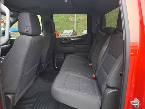 Used 2023 Chevrolet Silverado 1500 LT image 11