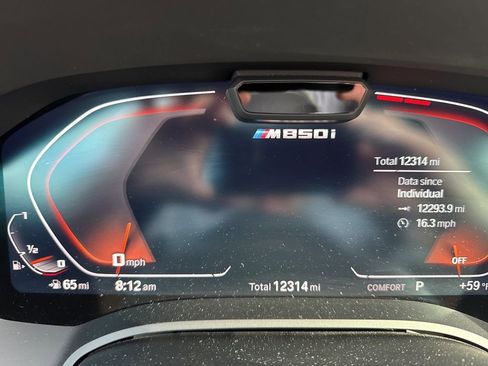 Used 2025 BMW M850i xDrive image 9