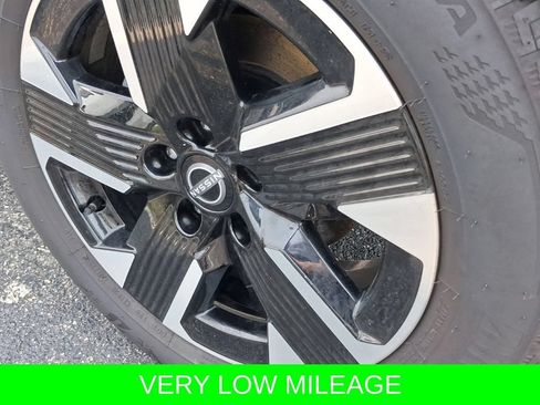 Used 2026 Nissan Kicks SV w/ SV Premium Package AWD/4WD image 12
