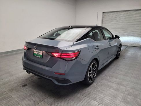 Used 2024 Nissan Sentra SR FWD image 9