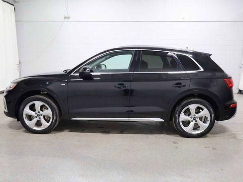 Used 2023 Audi Q5 2.0T Premium Plus w/ Premium Plus Package image 2