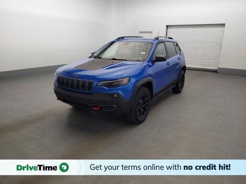 Used 2020 Jeep Cherokee Trailhawk w/ Cold Weather Group AWD/4WD image 1