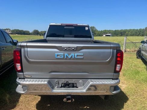 Used 2024 GMC Sierra 2500 SLE w/ SLE Value Package; AWD/4WD image 8