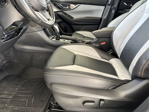 Used 2019 Subaru Crosstrek 2.0i Limited w/ Moonroof Package w/Navigation image 14