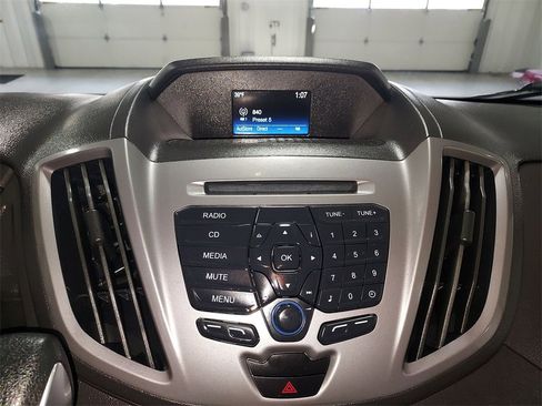 Used 2019 Ford Transit 150 XLT image 21