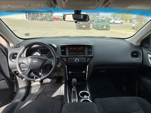 Used 2015 Nissan Pathfinder S image 13