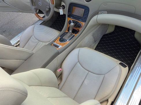 Used 2008 Mercedes-Benz SL 550 image 30