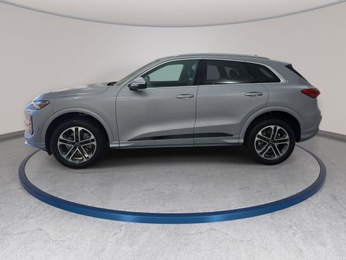 New 2025 Audi Q5 Premium image 8