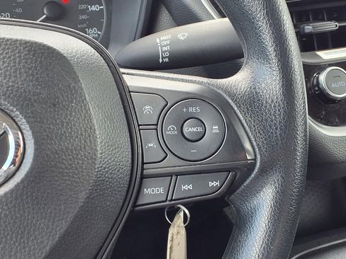 Used 2024 Toyota Corolla LE FWD image 15