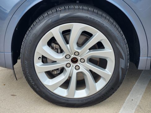 Used 2023 Land Rover Discovery Sport S R-Dynamic AWD/4WD image 7