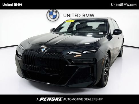 Used 2023 BMW 760i xDrive AWD/4WD image 1