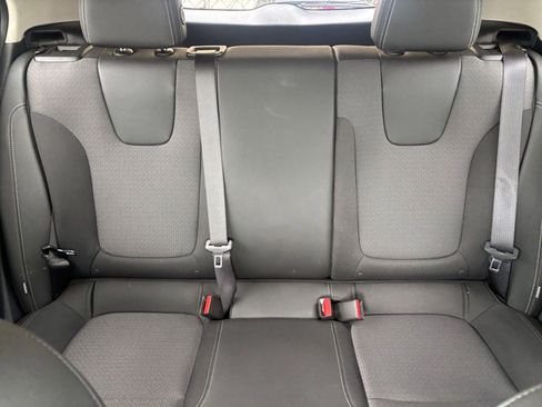 Used 2025 Buick Encore GX Preferred FWD image 37