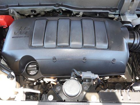 Used 2015 Chevrolet Traverse LT FWD image 29