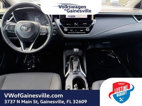 Used 2023 Toyota Corolla SE w/ SE Premium Package image 13