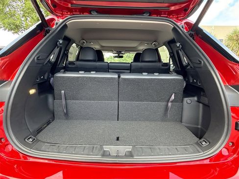 New 2025 Mitsubishi Outlander SE image 28