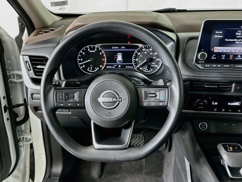 Used 2023 Nissan Rogue SV AWD/4WD image 18