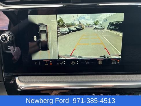 Used 2025 GMC Sierra 3500 Denali w/ Denali Reserve Package AWD/4WD image 25