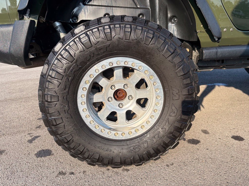 Used 2022 Jeep Wrangler Sport AWD/4WD image 29