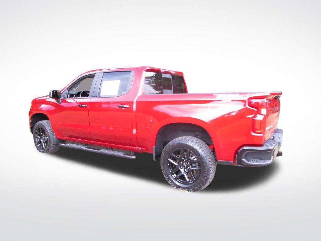 Used 2025 Chevrolet Silverado 1500 LT Trail Boss w/ Convenience Package II AWD/4WD image 4