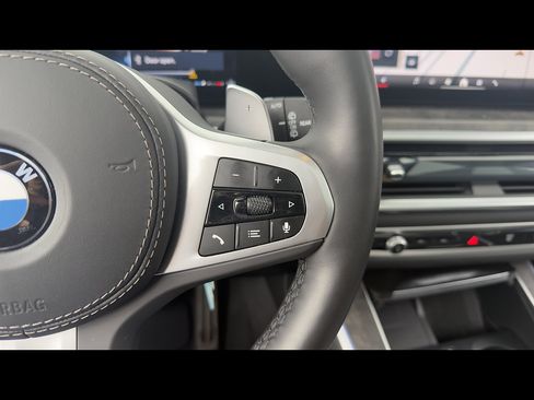 Used 2026 BMW X5 sDrive40i RWD image 9