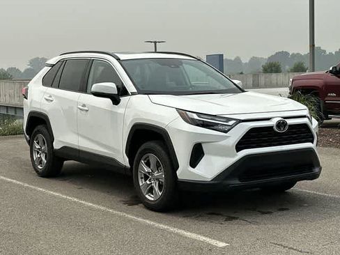 Used 2025 Toyota RAV4 XLE w/ Convenience Package AWD/4WD image 22