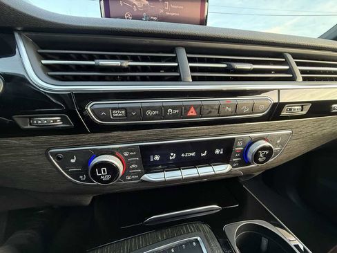 Used 2018 Audi Q7 3.0T Prestige w/ Prestige Package image 22