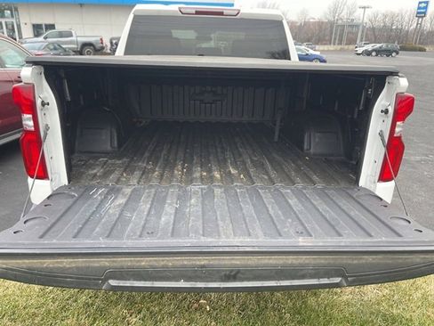Used 2022 Chevrolet Silverado 1500 RST image 8