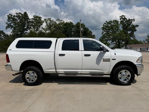 Used 2018 RAM 3500 Tradesman w/ Chrome Appearance Group AWD/4WD image 2