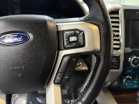 Used 2015 Ford F150 Lariat AWD/4WD image 14