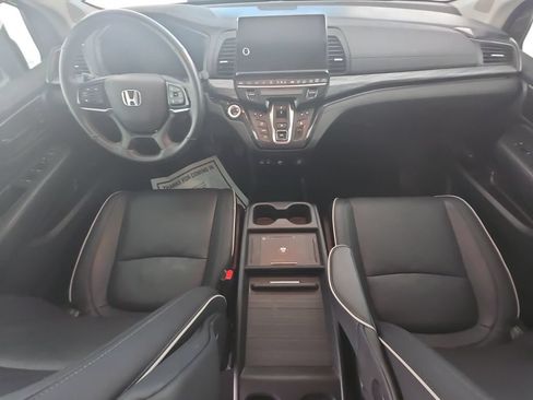 Used 2025 Honda Odyssey Elite image 13
