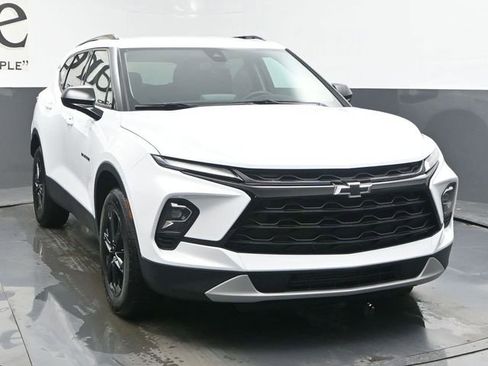 New 2025 Chevrolet Blazer LT w/ Midnight/Sport Edition image 29